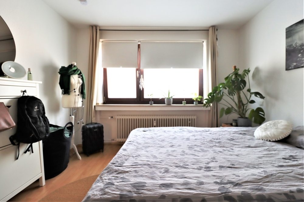 Immobilienangebot - Düsseldorf - Alle - Wersten: gut geschnittene und vermietete 2-Zimmer ETW mit Balkon und Garage in guter Lage