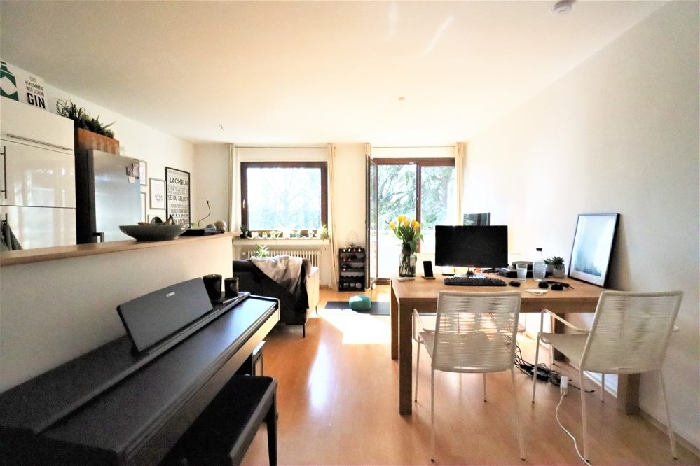 Immobilienangebot - Düsseldorf - Alle - Wersten: gut geschnittene und vermietete 2-Zimmer ETW mit Balkon und Garage in guter Lage