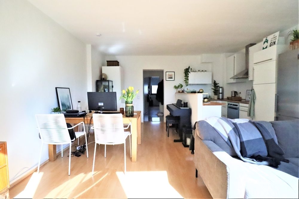 Immobilienangebot - Düsseldorf - Alle - Wersten: gut geschnittene und vermietete 2-Zimmer ETW mit Balkon und Garage in guter Lage