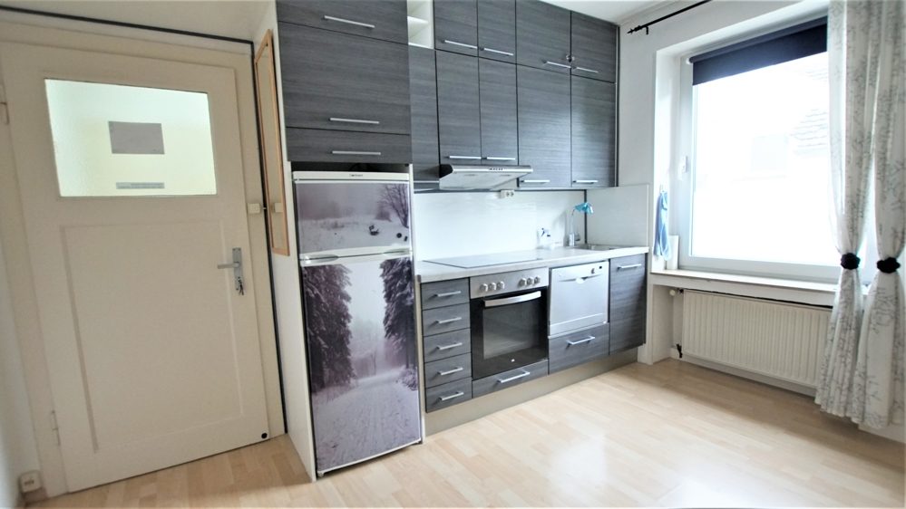 Immobilienangebot - Düsseldorf - Alle - Friedrichstadt: schönes ca. 35m² großes Apartment mit Einbauküche in gefragter und zentraler Lage