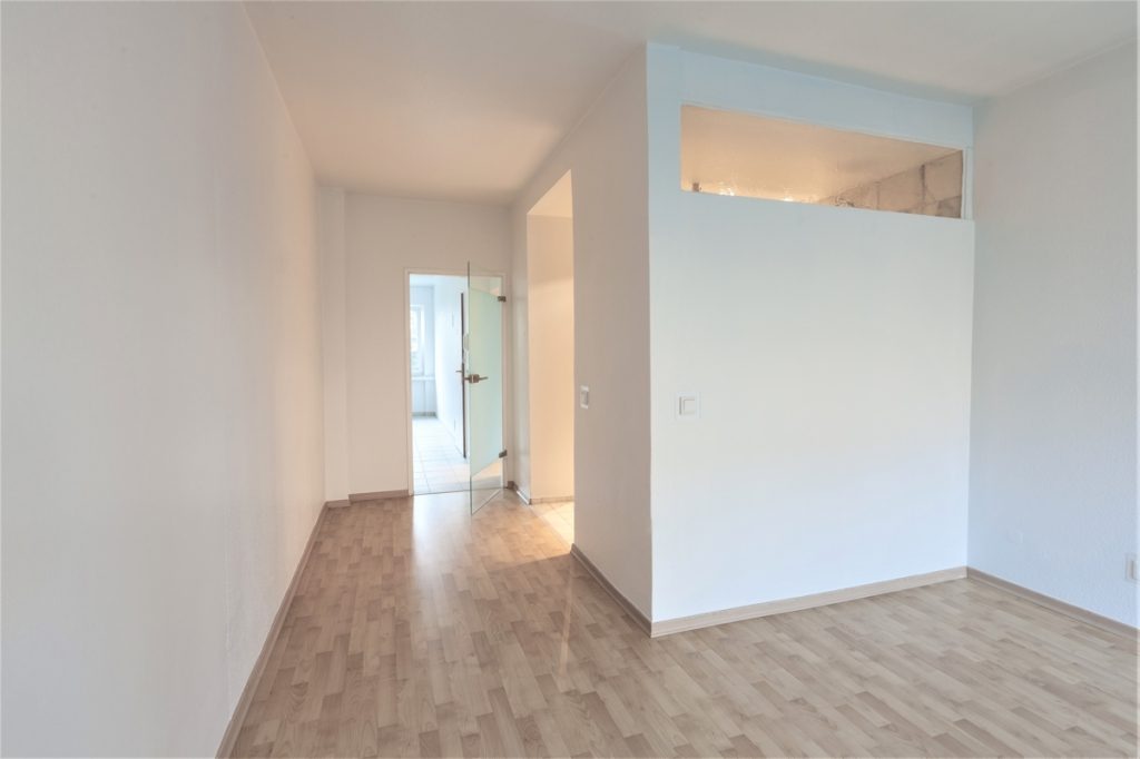 Immobilienangebot - Düsseldorf - Alle - Golzheim: hochwertige und repräsentative 2-Zimmer Wohnung mit großer Terrasse in bester Lage!