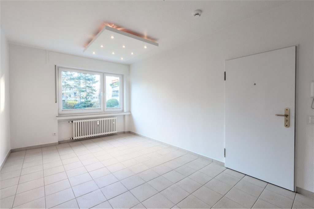 Immobilienangebot - Düsseldorf - Alle - Golzheim: hochwertige und repräsentative 2-Zimmer Wohnung mit großer Terrasse in bester Lage!