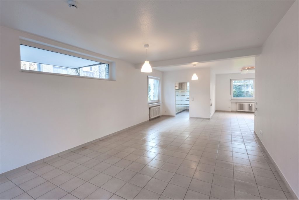 Immobilienangebot - Düsseldorf - Alle - Golzheim: hochwertige und repräsentative 2-Zimmer Wohnung mit großer Terrasse in bester Lage!
