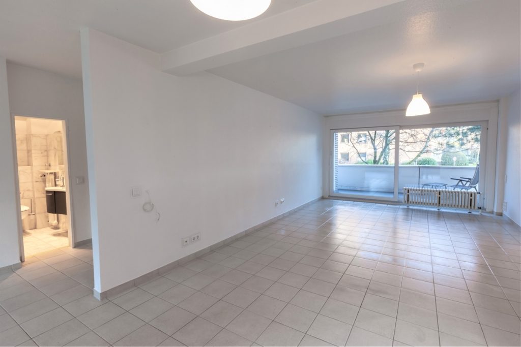 Immobilienangebot - Düsseldorf - Alle - Golzheim: hochwertige und repräsentative 2-Zimmer Wohnung mit großer Terrasse in bester Lage!
