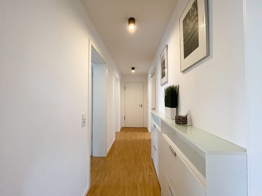 Immobilienangebot - Düsseldorf - Alle - Golzheim: Vollmöblierte, ausgestattete und moderne 3 Zimmer Wohnung mit Balkon