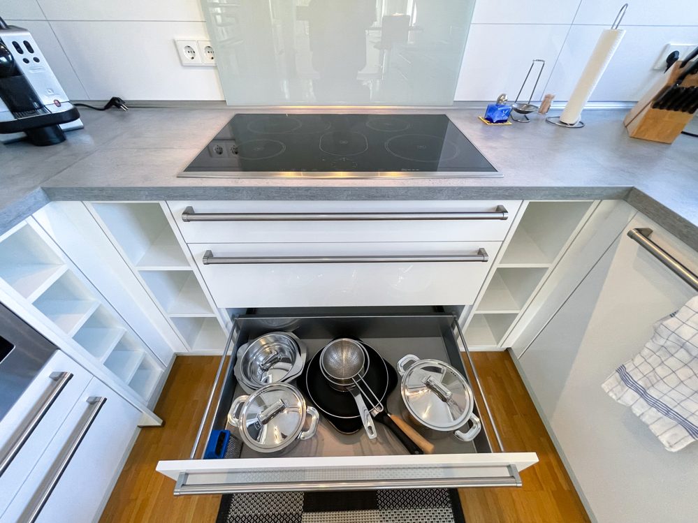 Immobilienangebot - Düsseldorf - Alle - Golzheim: Vollmöblierte, ausgestattete und moderne 3 Zimmer Wohnung mit Balkon