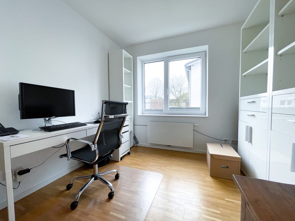 Immobilienangebot - Düsseldorf - Alle - Golzheim: Vollmöblierte, ausgestattete und moderne 3 Zimmer Wohnung mit Balkon