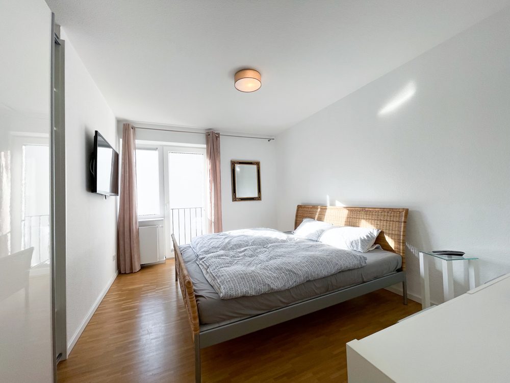 Immobilienangebot - Düsseldorf - Alle - Golzheim: Vollmöblierte, ausgestattete und moderne 3 Zimmer Wohnung mit Balkon
