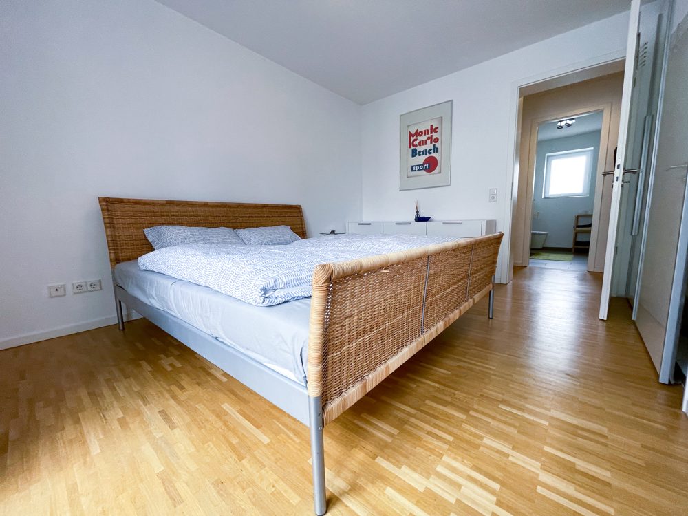 Immobilienangebot - Düsseldorf - Alle - Golzheim: Vollmöblierte, ausgestattete und moderne 3 Zimmer Wohnung mit Balkon