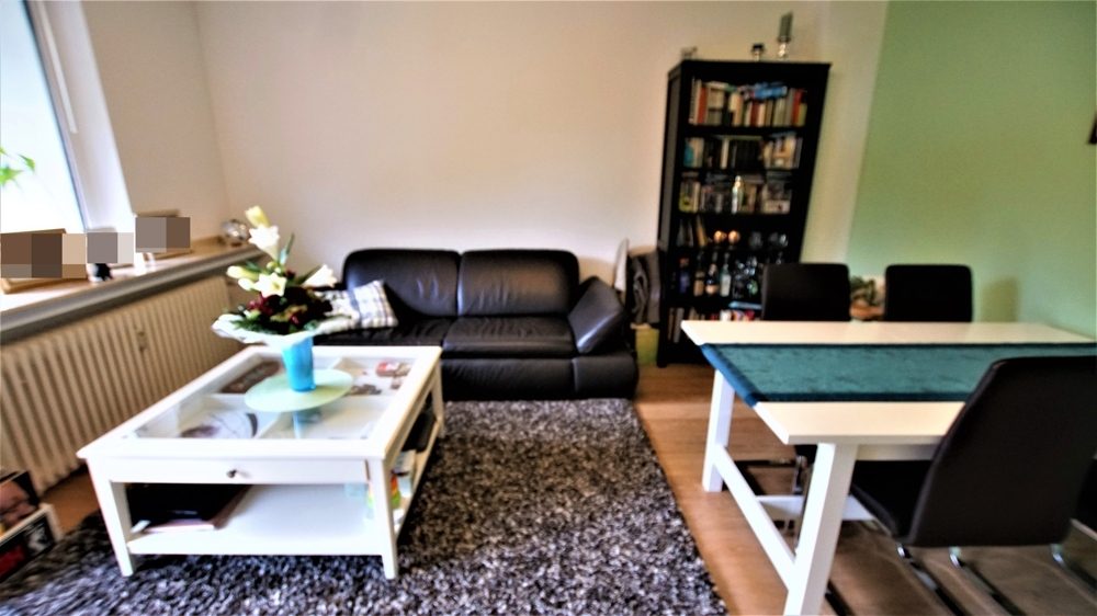 Immobilienangebot - Düsseldorf - Alle - Gepflegte 3-Zimmerwohnung mit Balkon und Stellplatz in guter Lage von Eller