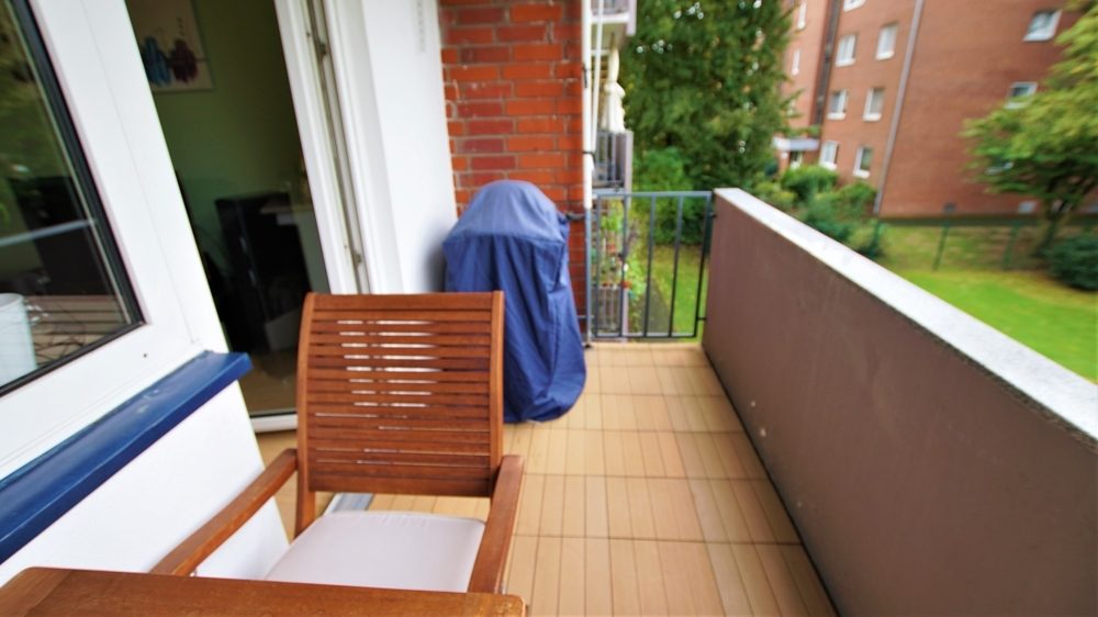 Immobilienangebot - Düsseldorf - Alle - Gepflegte 3-Zimmerwohnung mit Balkon und Stellplatz in guter Lage von Eller