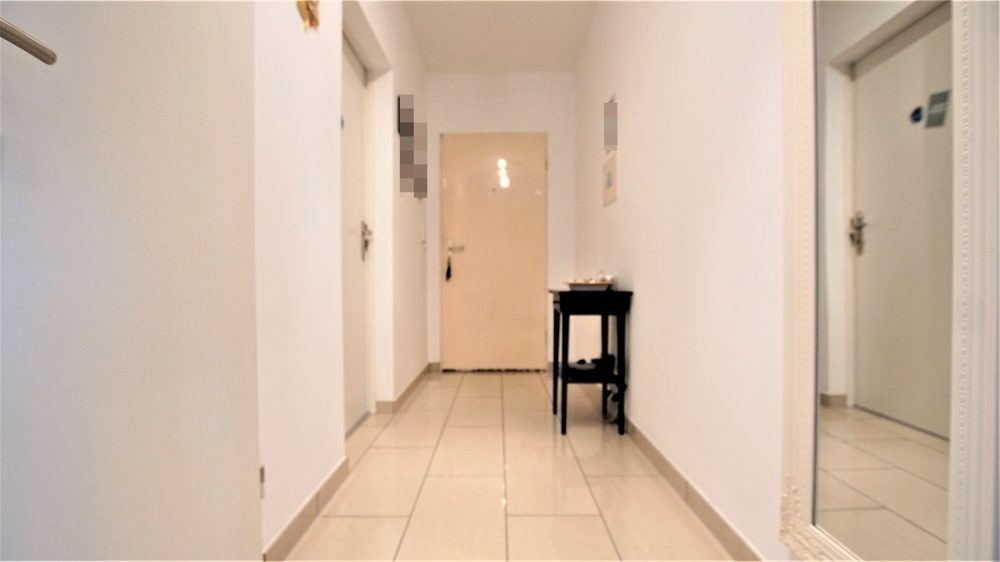 Immobilienangebot - Düsseldorf - Alle - Gepflegte 3-Zimmerwohnung mit Balkon und Stellplatz in guter Lage von Eller