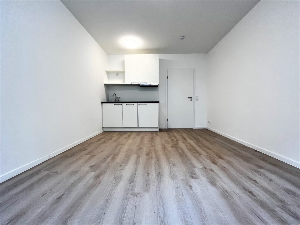 Immobilienangebot - Düsseldorf / Friedrichstadt - Alle - Friedrichstadt: Erstbezug nach Kernsanierung: Moderne 2,5-Zimmerwohnung in bester Lage!