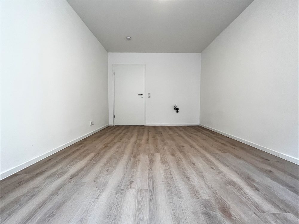 Immobilienangebot - Düsseldorf / Friedrichstadt - Alle - Friedrichstadt: Erstbezug nach Kernsanierung: Moderne 2,5-Zimmerwohnung in bester Lage!