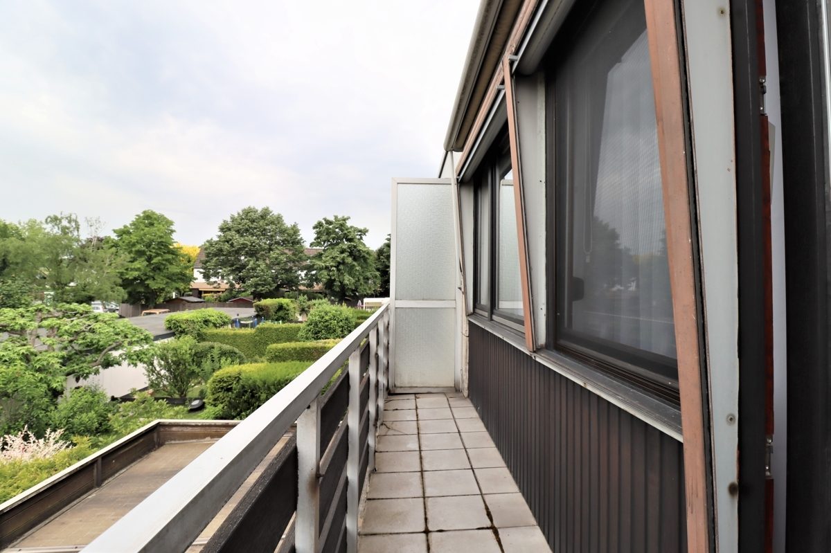 Immobilienangebot - Erkrath - Alle - Unterfeldhaus: gepflegtes Reihenendhaus mit Südwest Garten, Garage und Sauna in ruhiger Lage