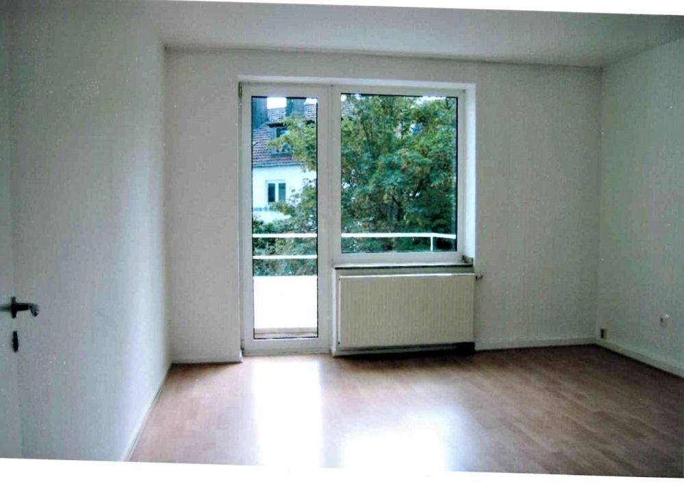 Immobilienangebot - Düsseldorf - Alle - freistehende 2-Zimmerwohnung mit Balkon in Pempelfort/Derendorf