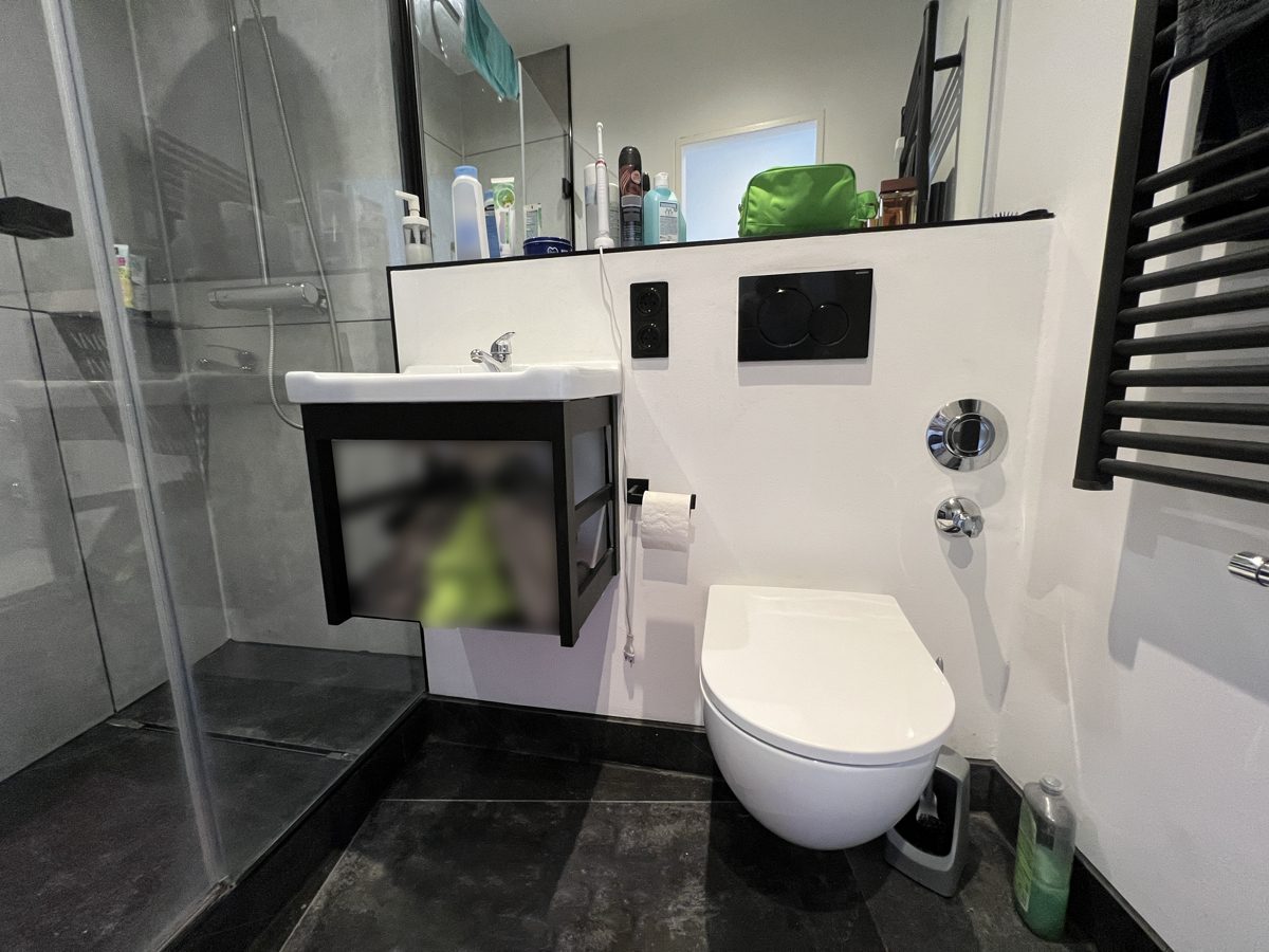 Immobilienangebot - Düsseldorf - Alle - Bilk: helle 2-Zimmerwohnung mit Balkon in ruhiger Lage