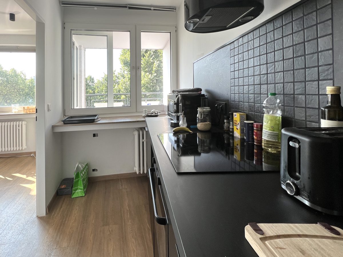 Immobilienangebot - Düsseldorf - Alle - Bilk: helle 2-Zimmerwohnung mit Balkon in ruhiger Lage