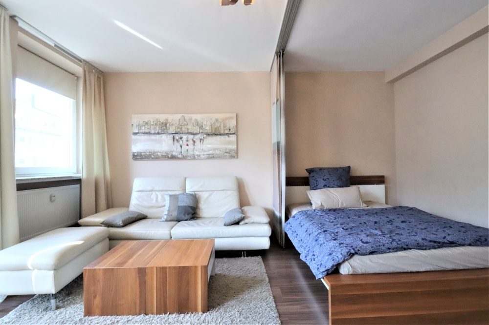 Immobilienangebot - Düsseldorf - Alle - Stadtmitte: moderne 2- Zimmerwohnung mit EBK und 2 Balkonen in zentraler Lage