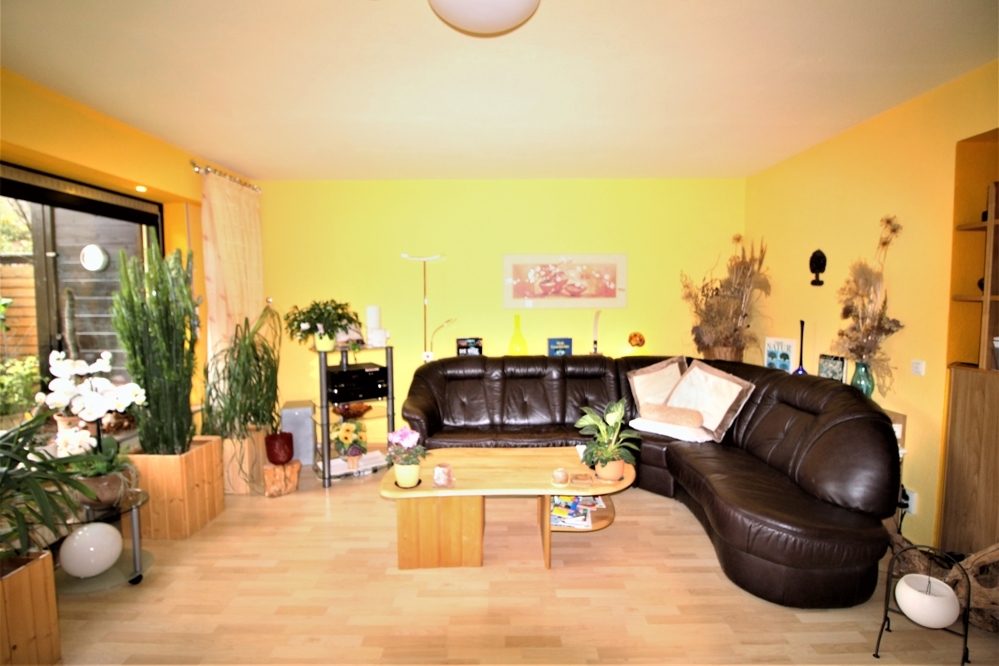 Immobilienangebot - Erkrath / Unterfeldhaus - Alle - Unterfeldhaus: sehr gepflegtes Reihenendhaus mit Terrasse, Süd-Garten und Garage in ruhiger Lage
