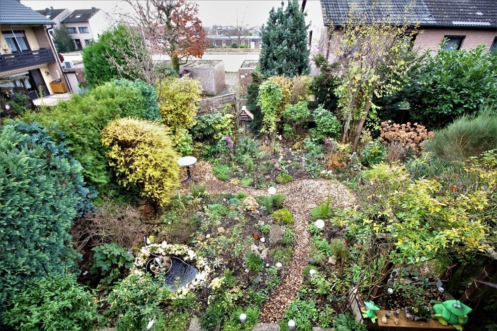 Immobilienangebot - Erkrath / Unterfeldhaus - Alle - Unterfeldhaus: sehr gepflegtes Reihenendhaus mit Terrasse, Süd-Garten und Garage in ruhiger Lage