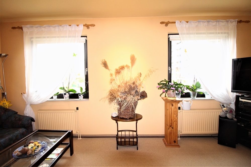 Immobilienangebot - Erkrath / Unterfeldhaus - Alle - Unterfeldhaus: sehr gepflegtes Reihenendhaus mit Terrasse, Süd-Garten und Garage in ruhiger Lage