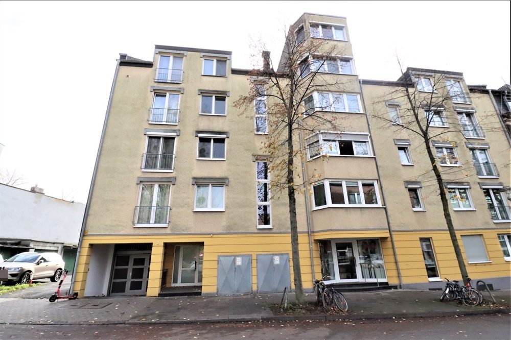 Immobilienangebot - Düsseldorf / Holthausen - Alle - Holthausen: gut geschnittene 2-Zimmerwohnung mit Balkon und TG-Stellplatz in guter Lage
