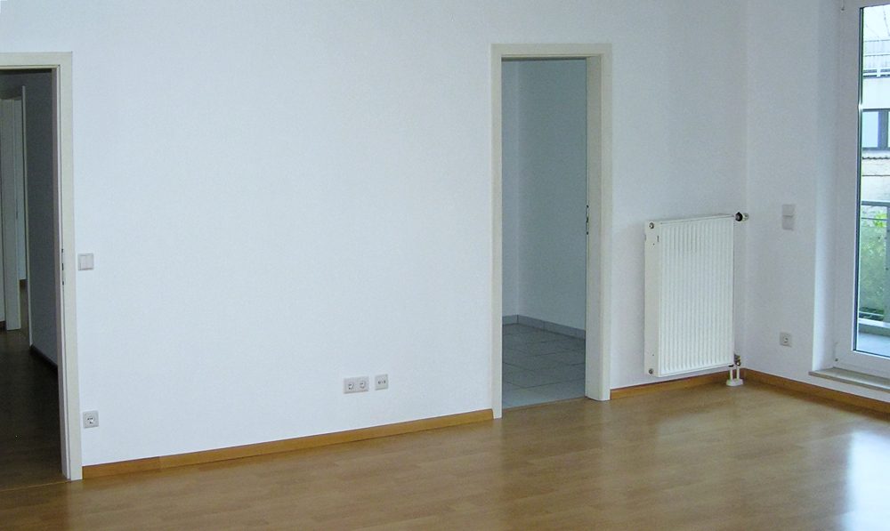 Immobilienangebot - Düsseldorf / Holthausen - Alle - Holthausen: gut geschnittene 2-Zimmerwohnung mit Balkon und TG-Stellplatz in guter Lage