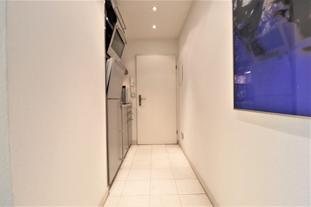 Immobilienangebot - Düsseldorf - Alle - Friedrichstadt: modernes und hochwertig voll möbliertes Apartment in sehr gefragter Lage