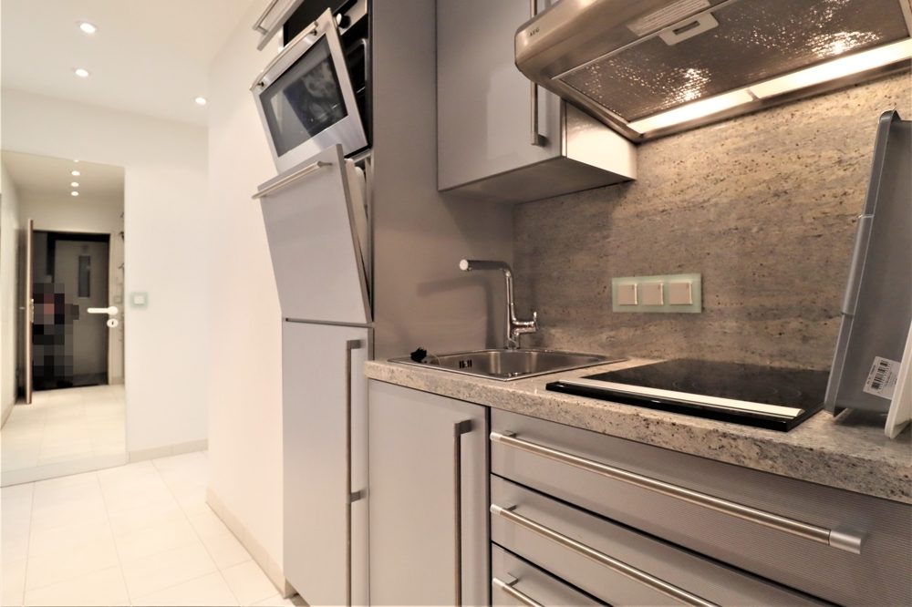 Immobilienangebot - Düsseldorf - Alle - Friedrichstadt: modernes und hochwertig voll möbliertes Apartment in sehr gefragter Lage