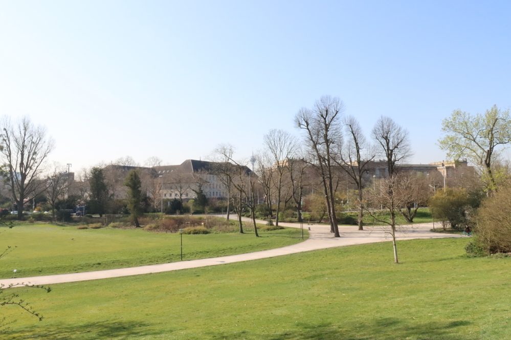 Immobilienangebot - Düsseldorf / Pempelfort - Alle - Pempelfort: Attraktives Wohn- und Geschäftshaus mit 1 Gewerbe- und 12 Wohneinheiten in bester Lage!
