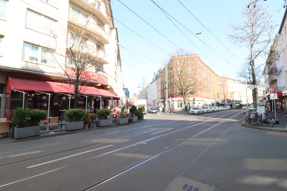 Immobilienangebot - Düsseldorf / Pempelfort - Alle - Pempelfort: Attraktives Wohn- und Geschäftshaus mit 1 Gewerbe- und 12 Wohneinheiten in bester Lage!