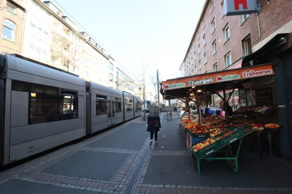 Immobilienangebot - Düsseldorf / Pempelfort - Alle - Pempelfort: Attraktives Wohn- und Geschäftshaus mit 1 Gewerbe- und 12 Wohneinheiten in bester Lage!