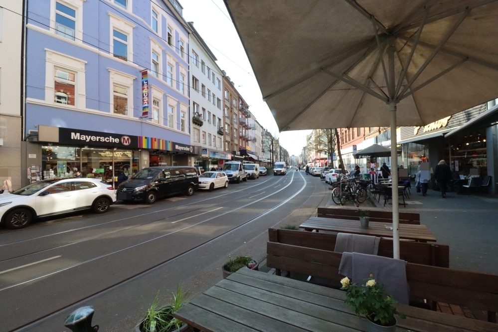 Immobilienangebot - Düsseldorf / Pempelfort - Alle - Pempelfort: Attraktives Wohn- und Geschäftshaus mit 1 Gewerbe- und 12 Wohneinheiten in bester Lage!