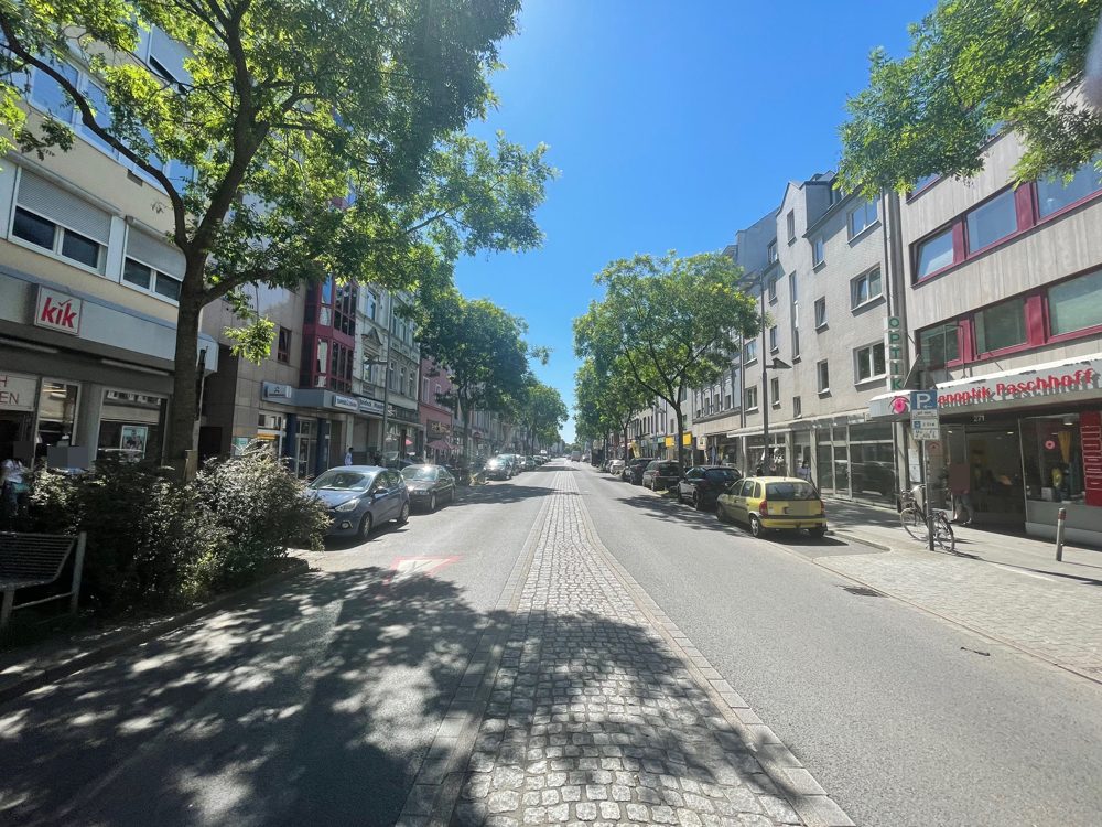 Immobilienangebot - Düsseldorf - Alle - Oberbilk: gepflegtes Wohn-Geschäftshaus mit einer Gewerbe- und 7 Wohneinheiten in zentraler Lage