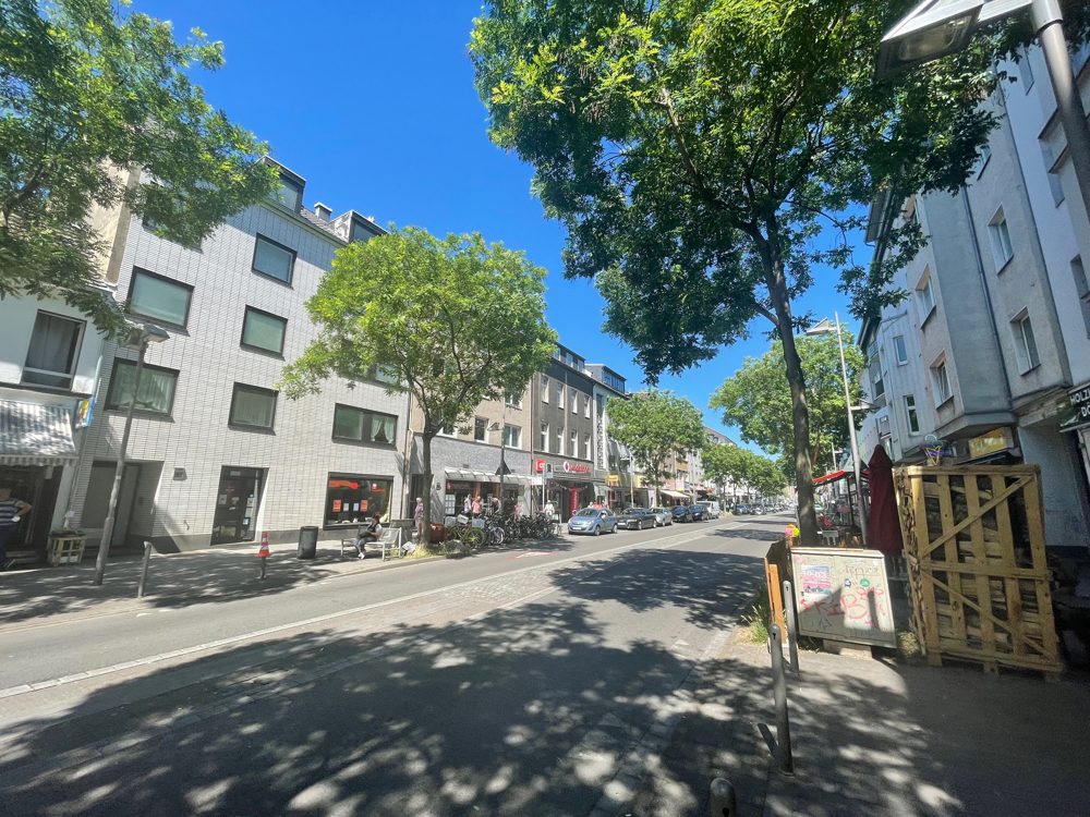Immobilienangebot - Düsseldorf - Alle - Oberbilk: gepflegtes Wohn-Geschäftshaus mit einer Gewerbe- und 7 Wohneinheiten in zentraler Lage