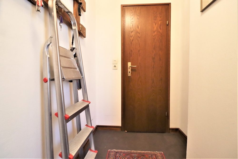 Immobilienangebot - Düsseldorf - Alle - Oberbilk: gepflegtes Wohn-Geschäftshaus mit einer Gewerbe- und 7 Wohneinheiten in zentraler Lage