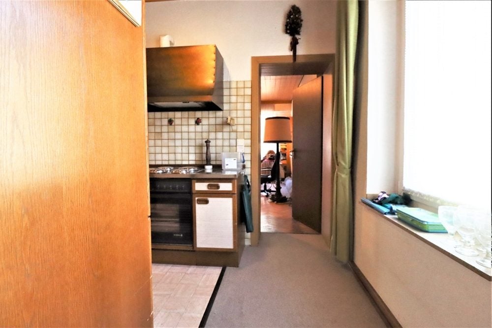 Immobilienangebot - Düsseldorf - Alle - Oberbilk: gepflegtes Wohn-Geschäftshaus mit einer Gewerbe- und 7 Wohneinheiten in zentraler Lage