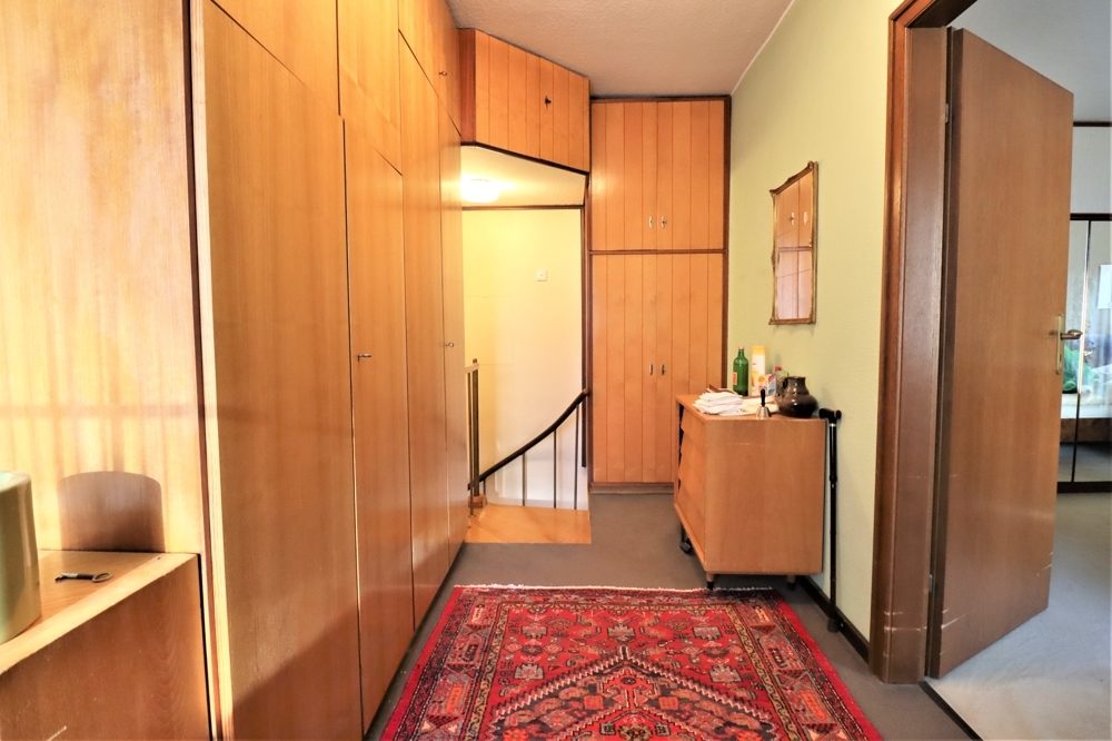 Immobilienangebot - Düsseldorf - Alle - Oberbilk: gepflegtes Wohn-Geschäftshaus mit einer Gewerbe- und 7 Wohneinheiten in zentraler Lage