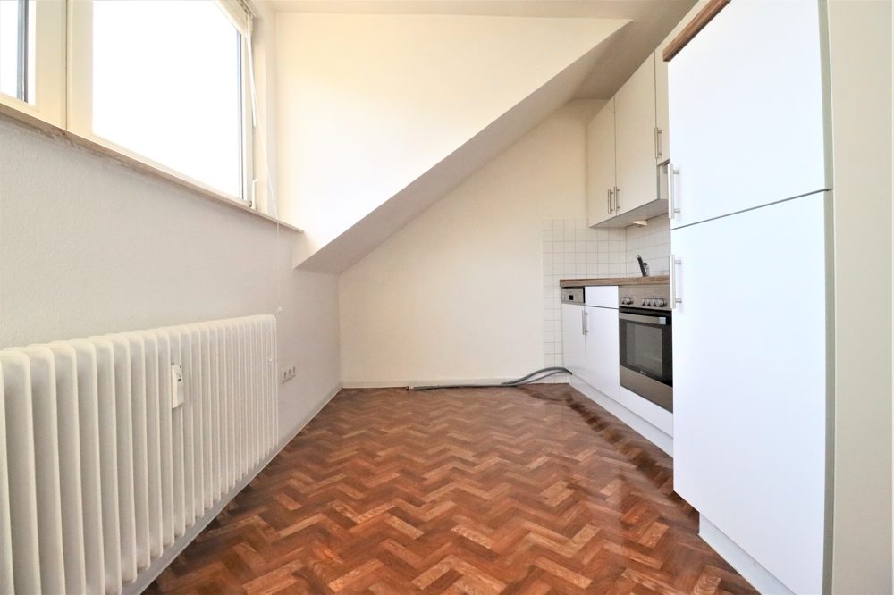Immobilienangebot - Düsseldorf - Alle - Oberbilk: gepflegtes Wohn-Geschäftshaus mit einer Gewerbe- und 7 Wohneinheiten in zentraler Lage