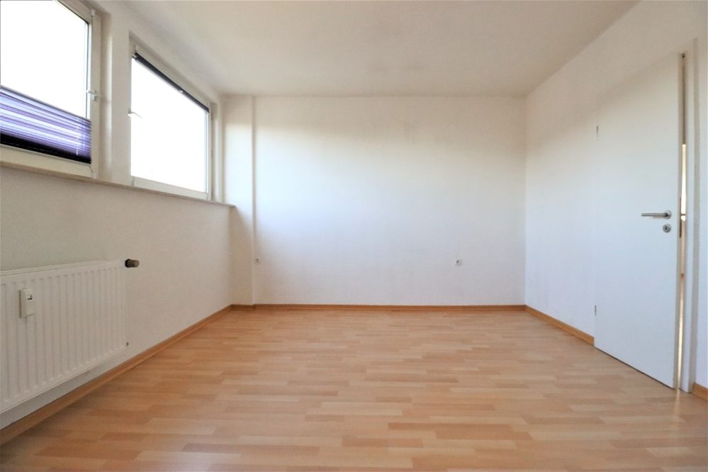 Immobilienangebot - Düsseldorf - Alle - Oberbilk: gepflegtes Wohn-Geschäftshaus mit einer Gewerbe- und 7 Wohneinheiten in zentraler Lage