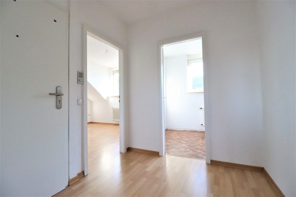 Immobilienangebot - Düsseldorf - Alle - Oberbilk: gepflegtes Wohn-Geschäftshaus mit einer Gewerbe- und 7 Wohneinheiten in zentraler Lage