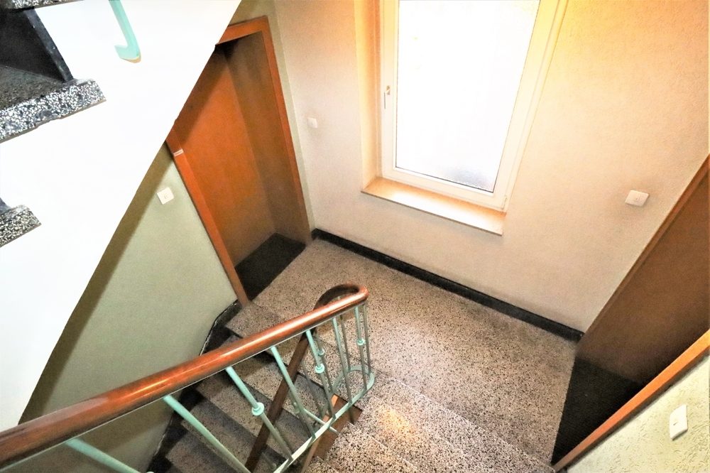 Immobilienangebot - Düsseldorf - Alle - Oberbilk: gepflegtes Wohn-Geschäftshaus mit einer Gewerbe- und 7 Wohneinheiten in zentraler Lage