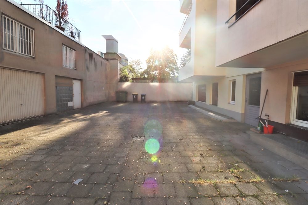 Immobilienangebot - Düsseldorf - Alle - Oberbilk: gepflegtes Wohn-Geschäftshaus mit einer Gewerbe- und 7 Wohneinheiten in zentraler Lage