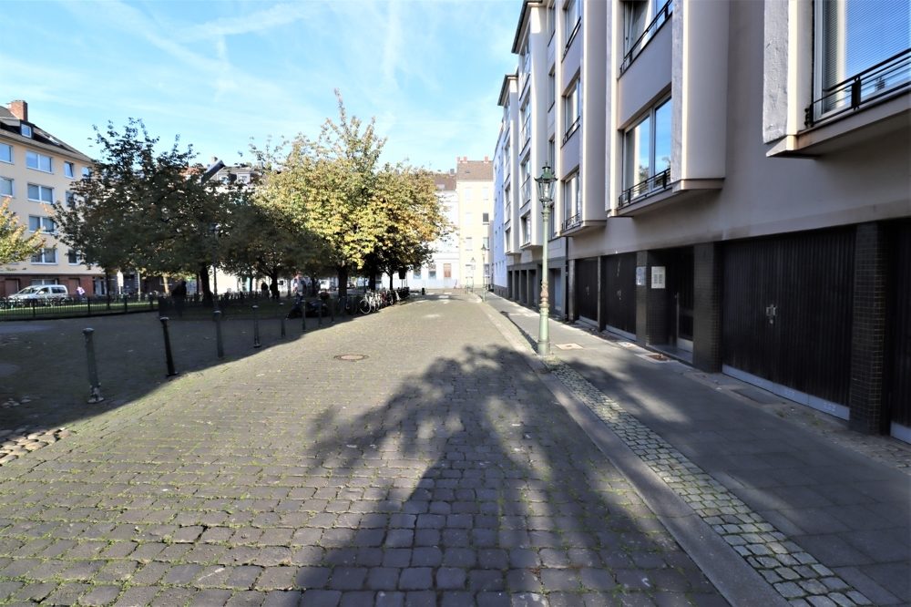 Immobilienangebot - Düsseldorf - Alle - Oberbilk: gepflegtes Wohn-Geschäftshaus mit einer Gewerbe- und 7 Wohneinheiten in zentraler Lage