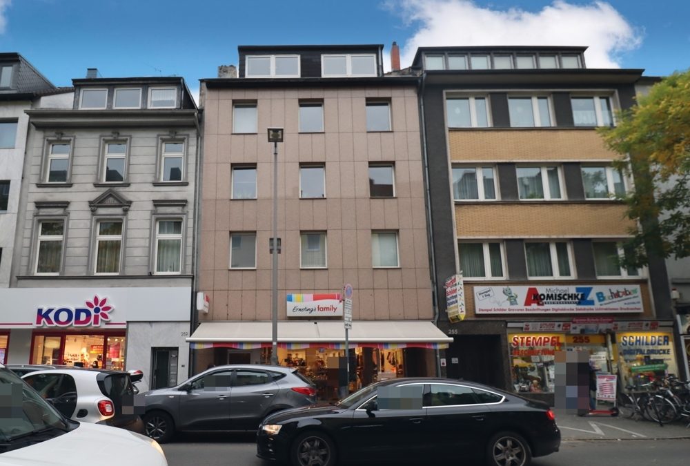Immobilienangebot - Düsseldorf - Alle - Oberbilk: gepflegtes Wohn-Geschäftshaus mit einer Gewerbe- und 7 Wohneinheiten in zentraler Lage