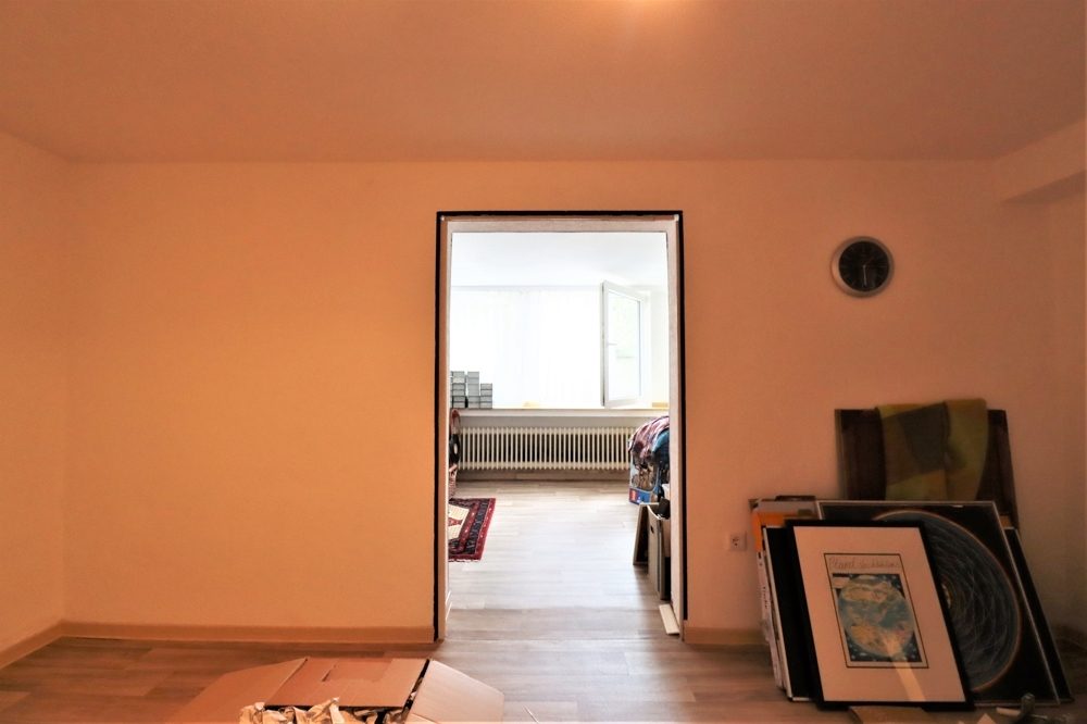 Immobilienangebot - Düsseldorf / Eller - Alle - Eller: großzügig geschnittene Doppelhaushälfte mit großem Garten und Garage in ruhiger Lage