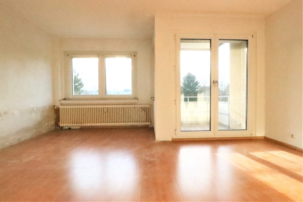 Immobilienangebot - Düsseldorf - Alle - leerstehende ca. 54 m² große 2 Zimmerwohnung mit Balkon in guter Lage in Unterrath