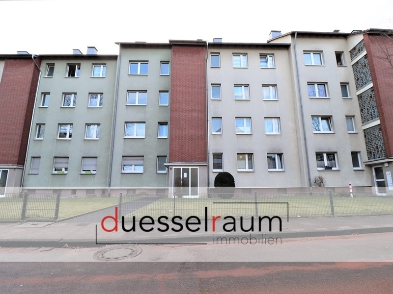 Immobilienangebot - Düsseldorf - Alle - leerstehende ca. 54 m² große 2 Zimmerwohnung mit Balkon in guter Lage in Unterrath