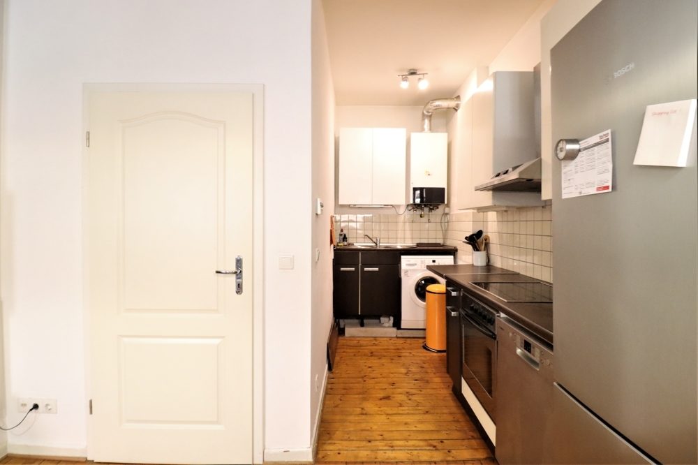 Immobilienangebot - Düsseldorf - Alle - Unterbilk: gepflegte ca. 68m² große 3 Zimmer im EG mit Stellplatz und Terrasse in begehrter Lage